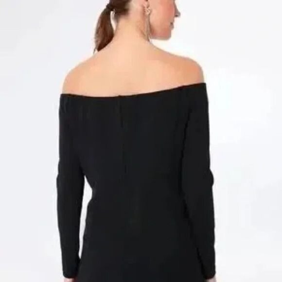 Pomander Place Off-Shoulder Top Black size small - Picture 2 of 6
